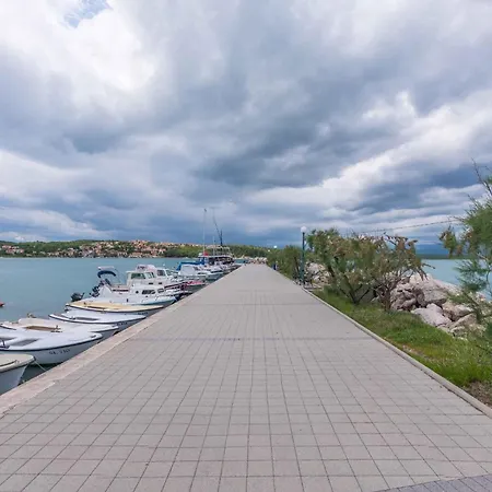 Apartment In Donja Hlapa - Insel Krk 54573